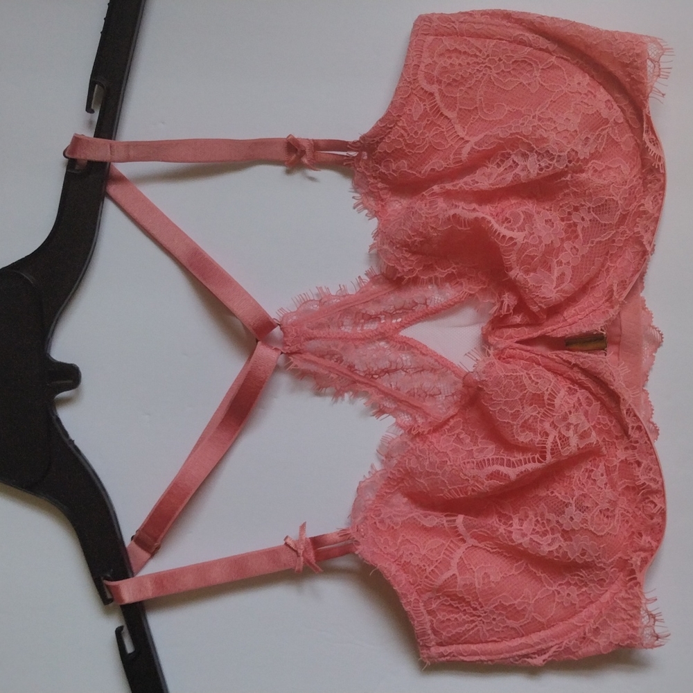 Victoria's Secret Dream Angels Bralette - Picture 2 of 7